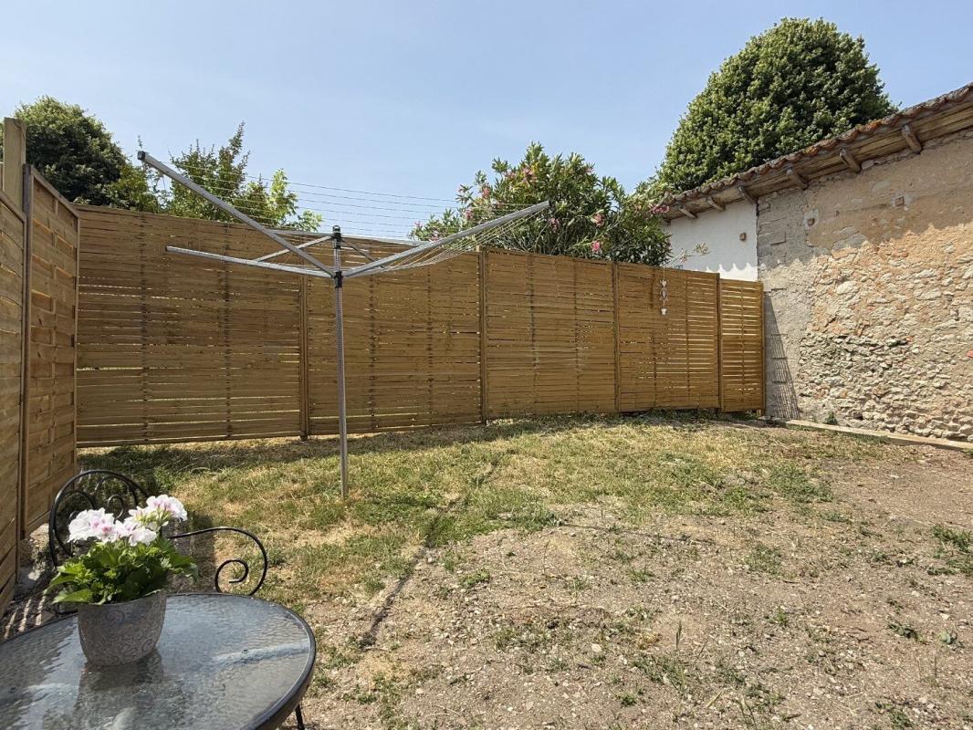 3 bedroom maison in Aubeterre Sur Dronne, Charente, France