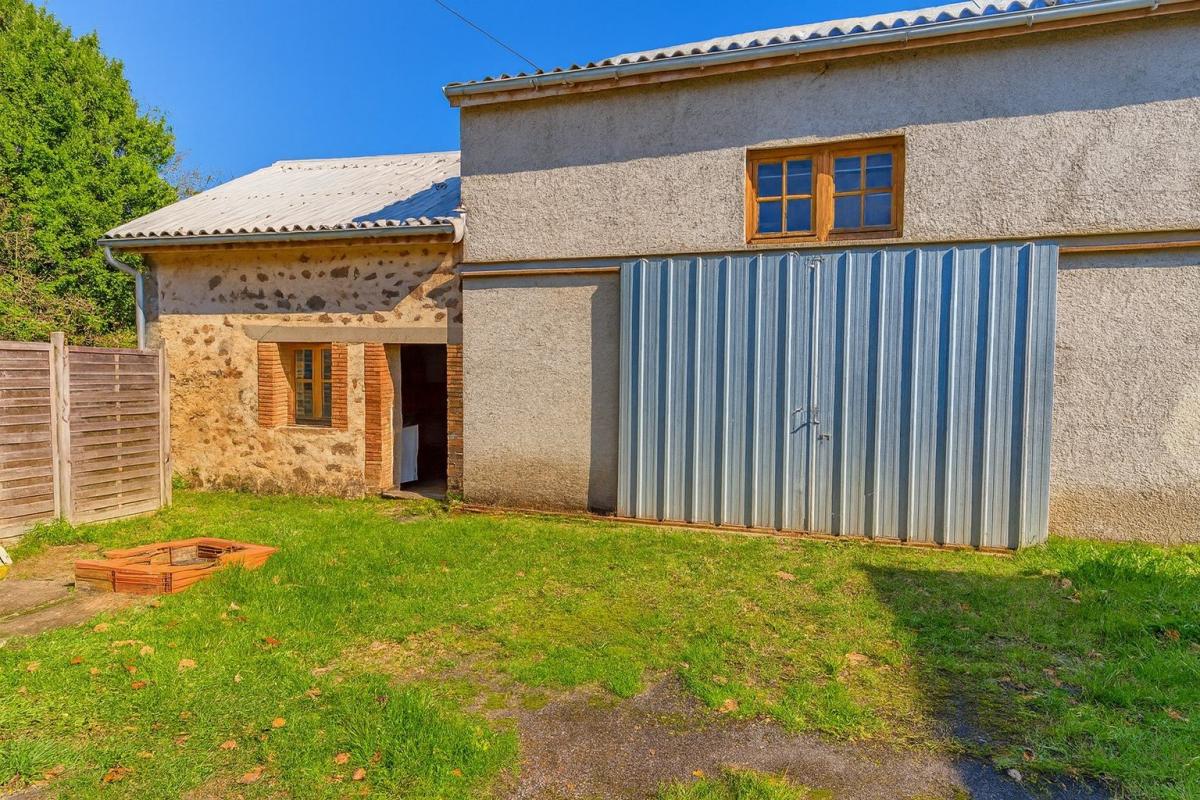 4 bedroom propriete in Asnieres Sur Blour, Vienne, France