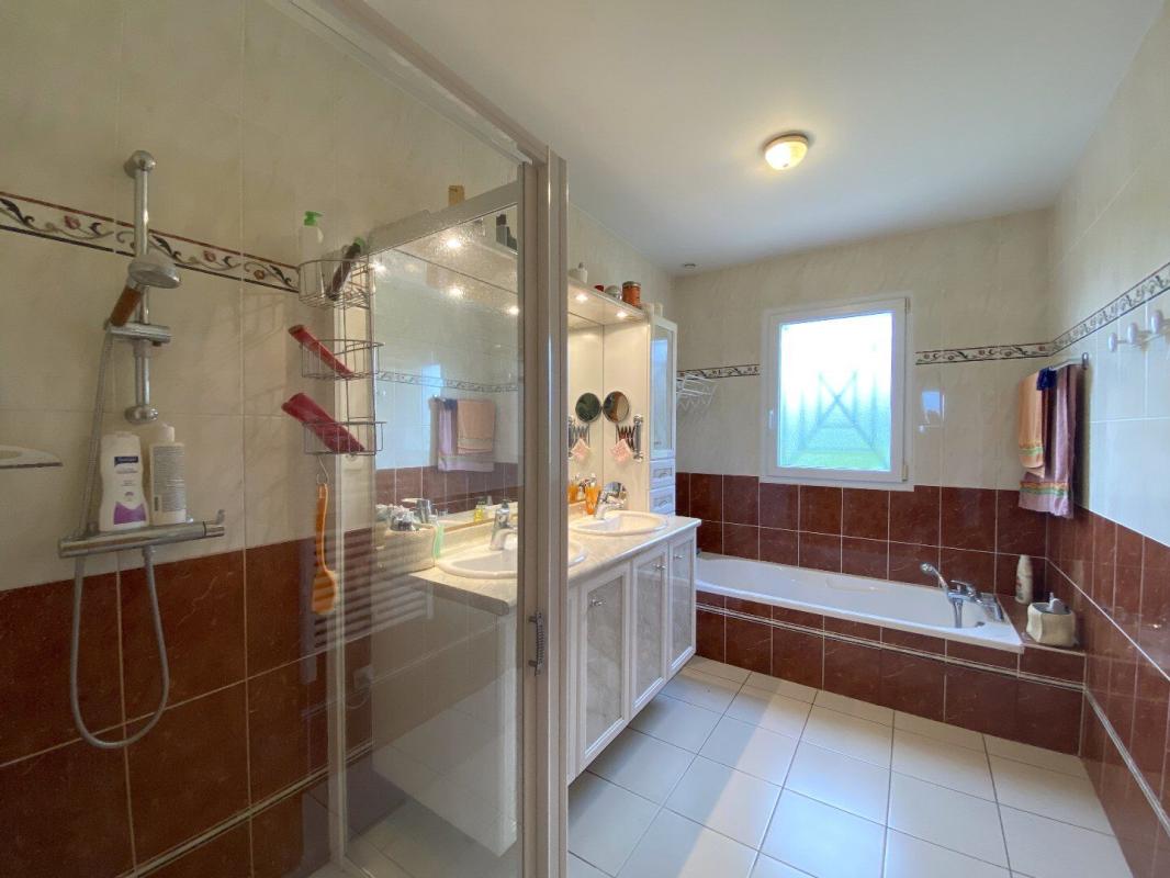 4 bedroom maison recente in Gurat, Charente, France