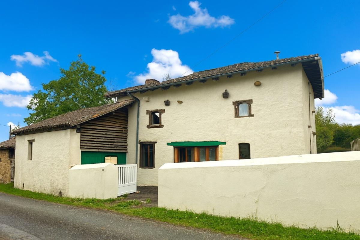 3 bedroom maison individuelle in Champagnac La Riviere, Haute-Vienne, France