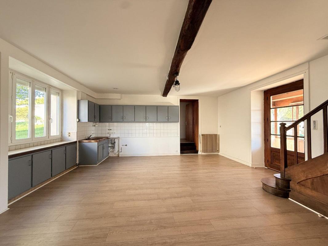 4 bedroom maison de campagne in Gurat, Charente, France