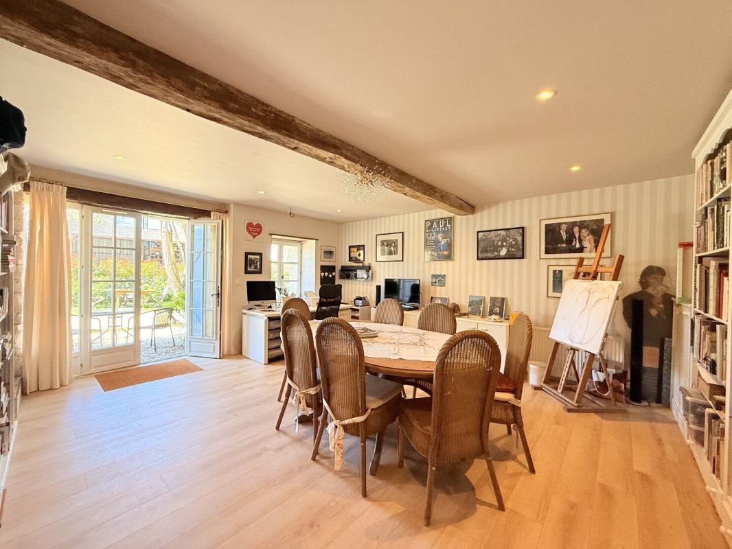 4 bedroom propriete in Aubeterre Sur Dronne, Charente, France