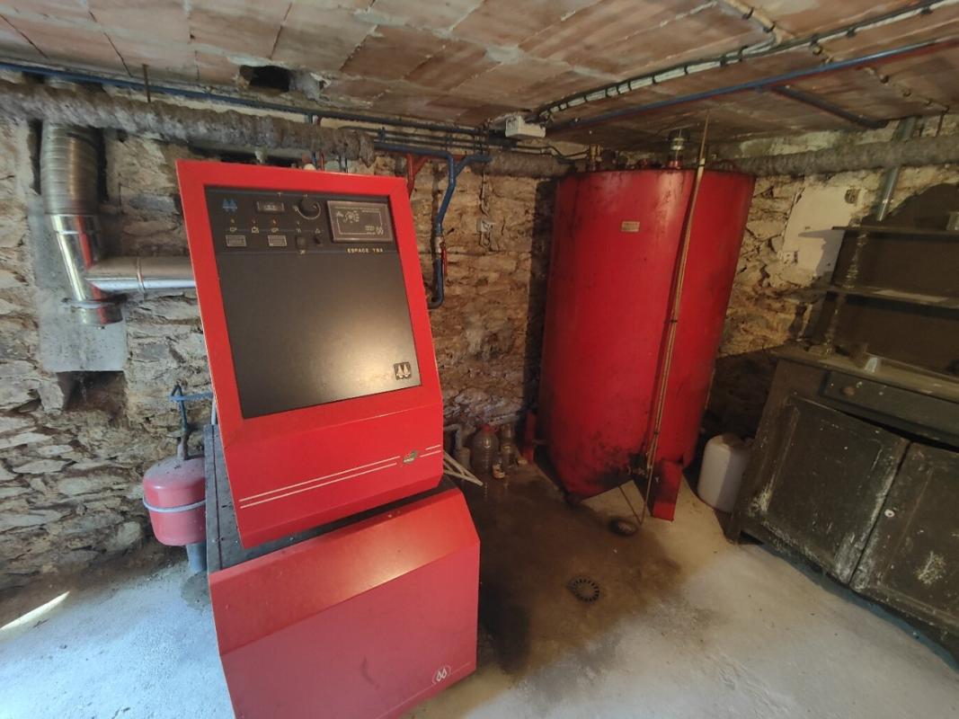 4 bedroom maison in Pradinas, Aveyron, France