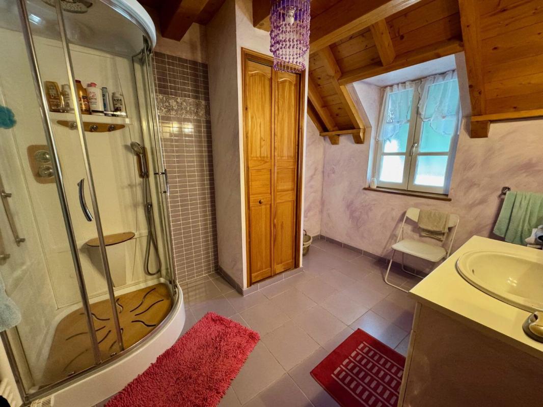 6 bedroom maison traditionnelle in Entraygues Sur Truyere, Aveyron, France