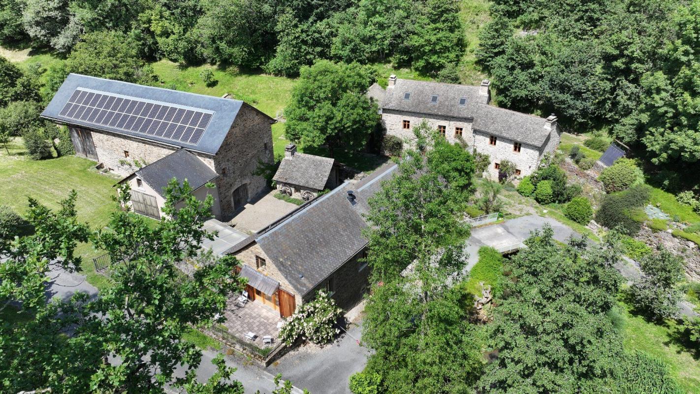5 bedroom immeuble in Arvieu, Aveyron, France