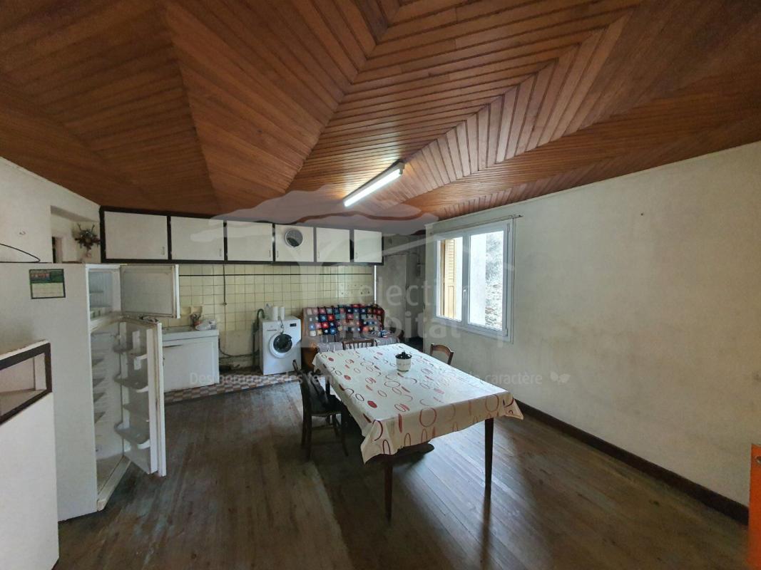 4 bedroom maison de village in Pradinas, Aveyron, France