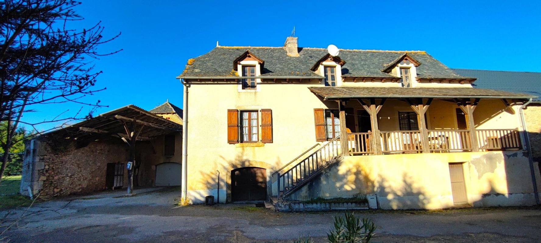 3 bedroom propriete in Valzergues, Aveyron, France