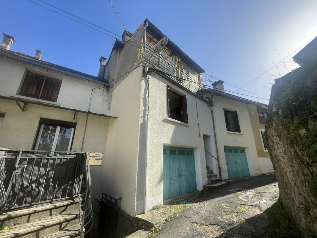 4 bedroom maison de village in Saint Jean Du Bruel, Aveyron, France