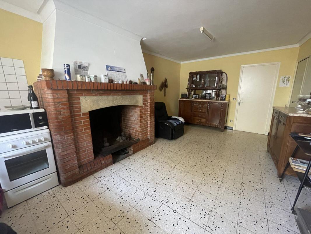 4 bedroom maison de village in Saint Jean Du Bruel, Aveyron, France