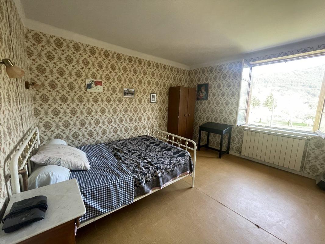 4 bedroom maison de village in Saint Jean Du Bruel, Aveyron, France