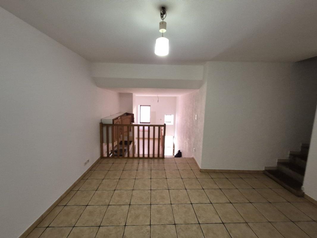 2 bedroom maison de ville in Riviere Sur Tarn, Aveyron, France