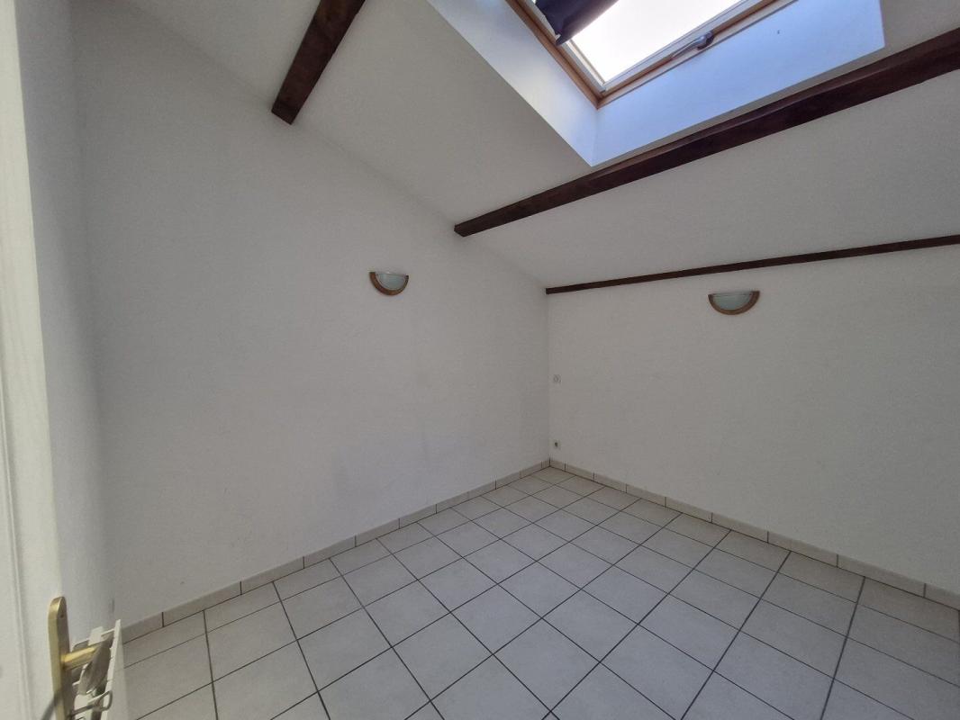 2 bedroom maison de ville in Riviere Sur Tarn, Aveyron, France