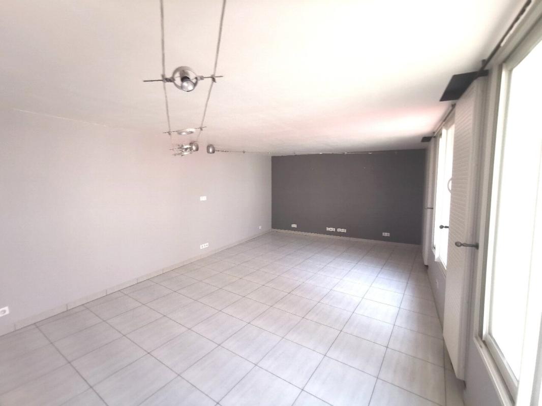 2 bedroom t3 in Millau, Aveyron, France