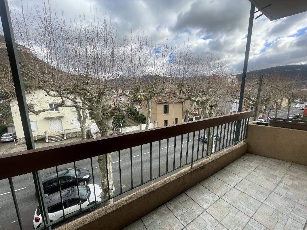 2 bedroom t3 in Millau, Aveyron, France