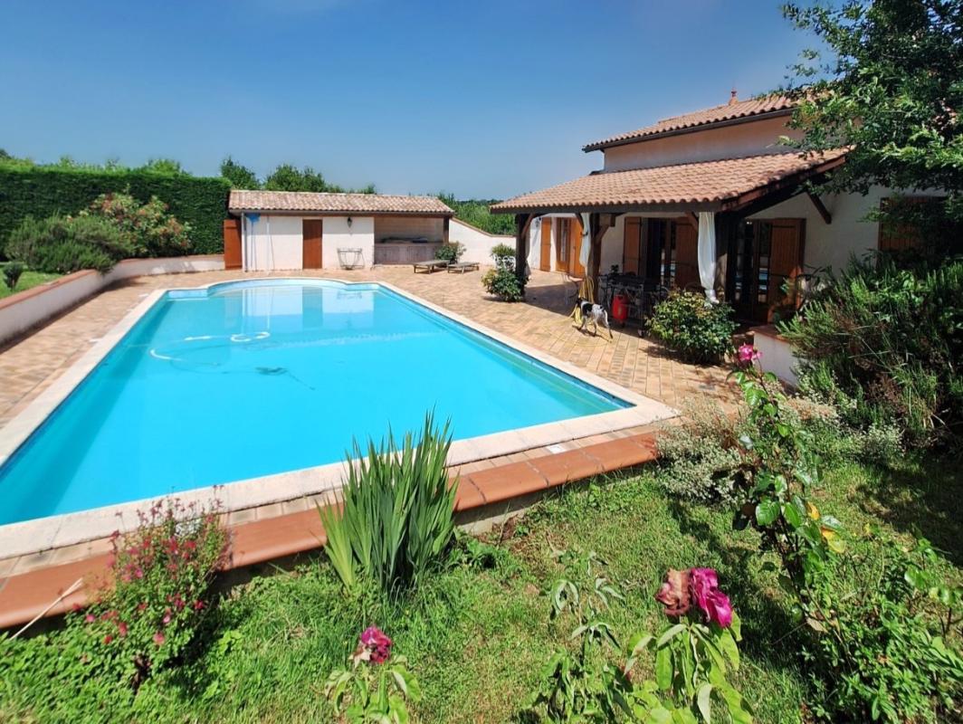 4 bedroom mas in Astaffort, Lot-et-Garonne, France