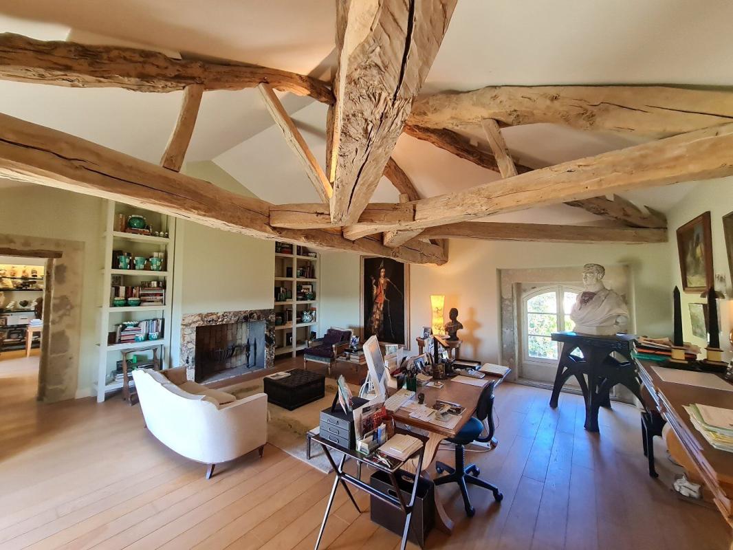 9 bedroom chateau in Port Sainte Marie, Lot-et-Garonne, France