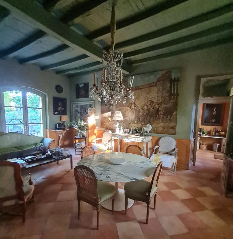 9 bedroom chateau in Port Sainte Marie, Lot-et-Garonne, France
