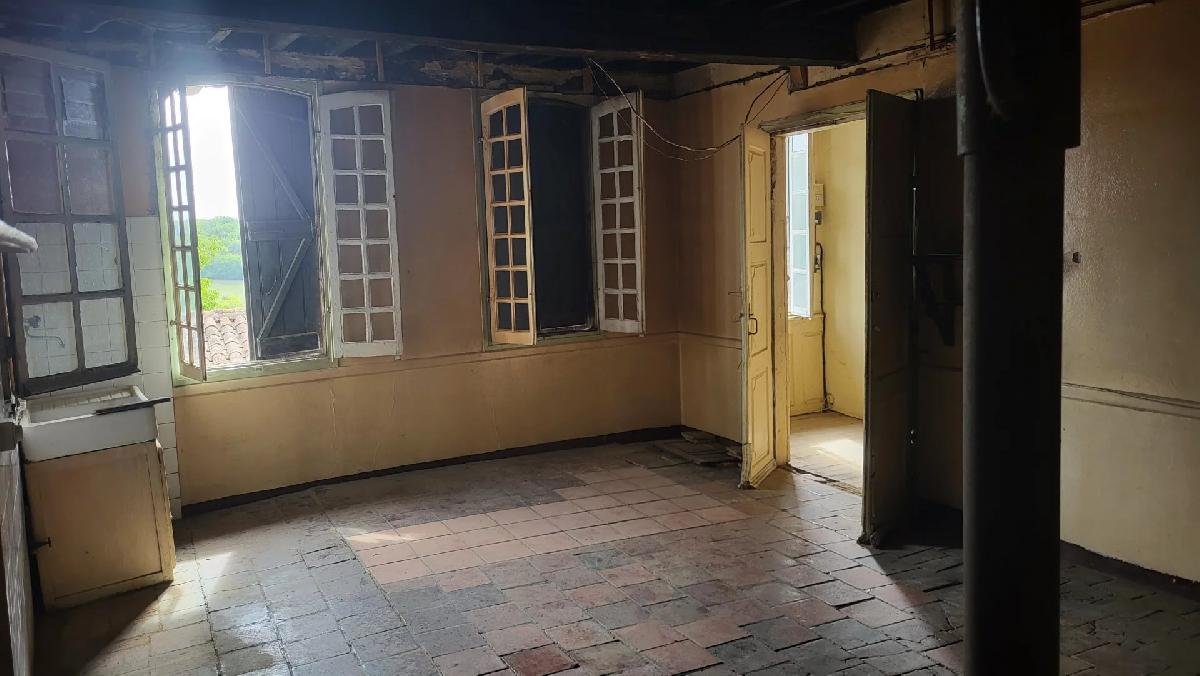 2 bedroom maison de village in Castelnau Barbarens, Gers, France
