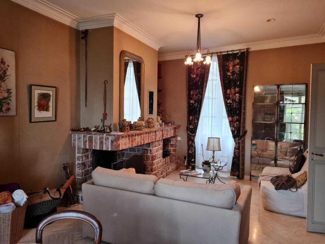 4 bedroom maison de ville in Valence Sur Baise, Gers, France