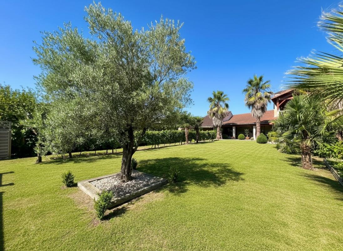3 bedroom maison de ville in Eauze, Gers, France