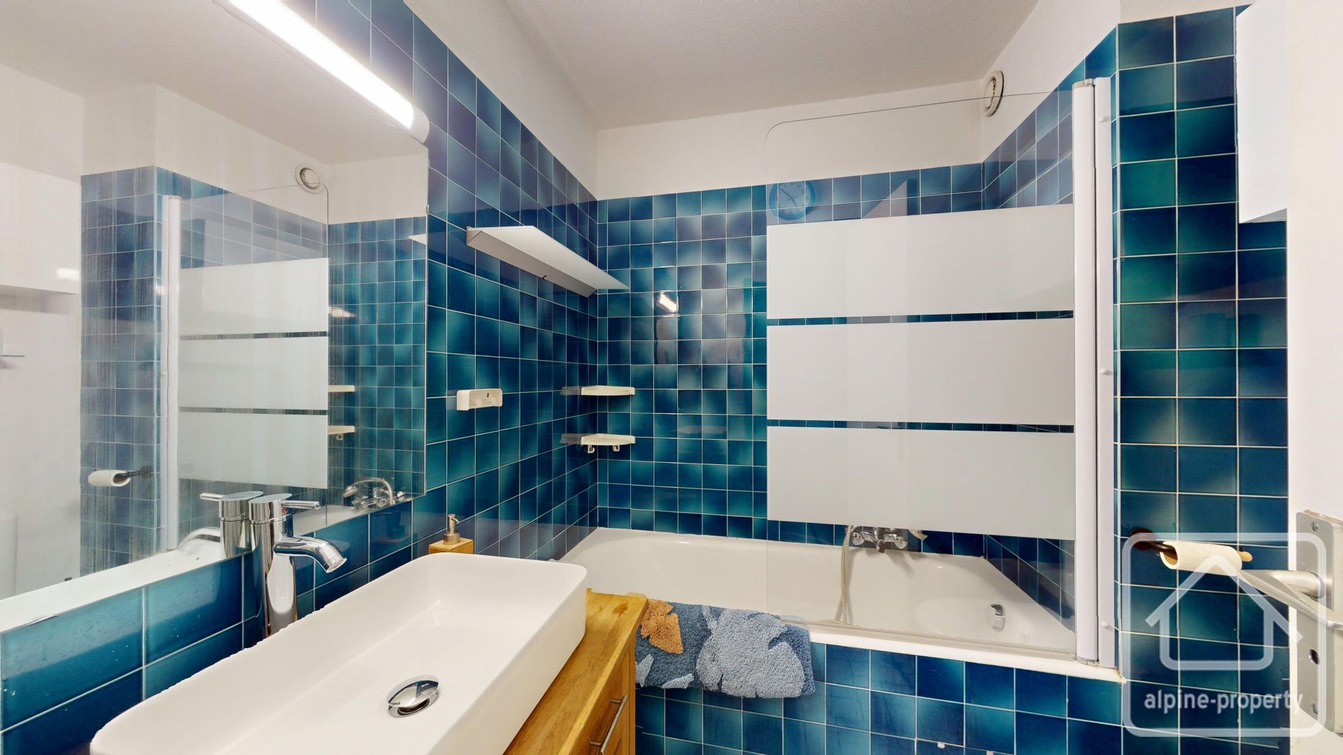 Studio Apartment In The Roc D’Enfer Resort. – RELAISS37