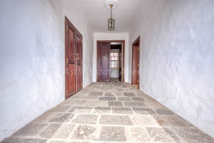 10 bedroom villa in Business Investment Opportunity, La Laguna, Spain – AAEP1896
