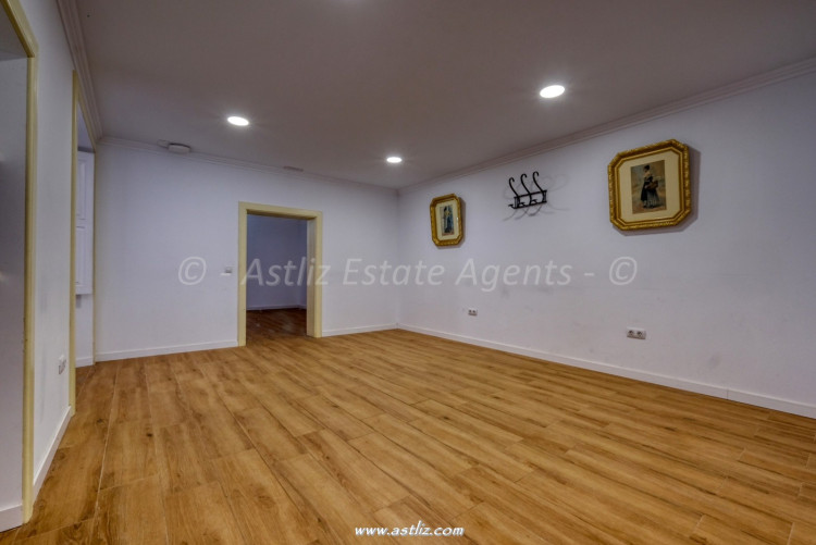 10 bedroom villa in Business Investment Opportunity, La Laguna, Spain – AAEP1896