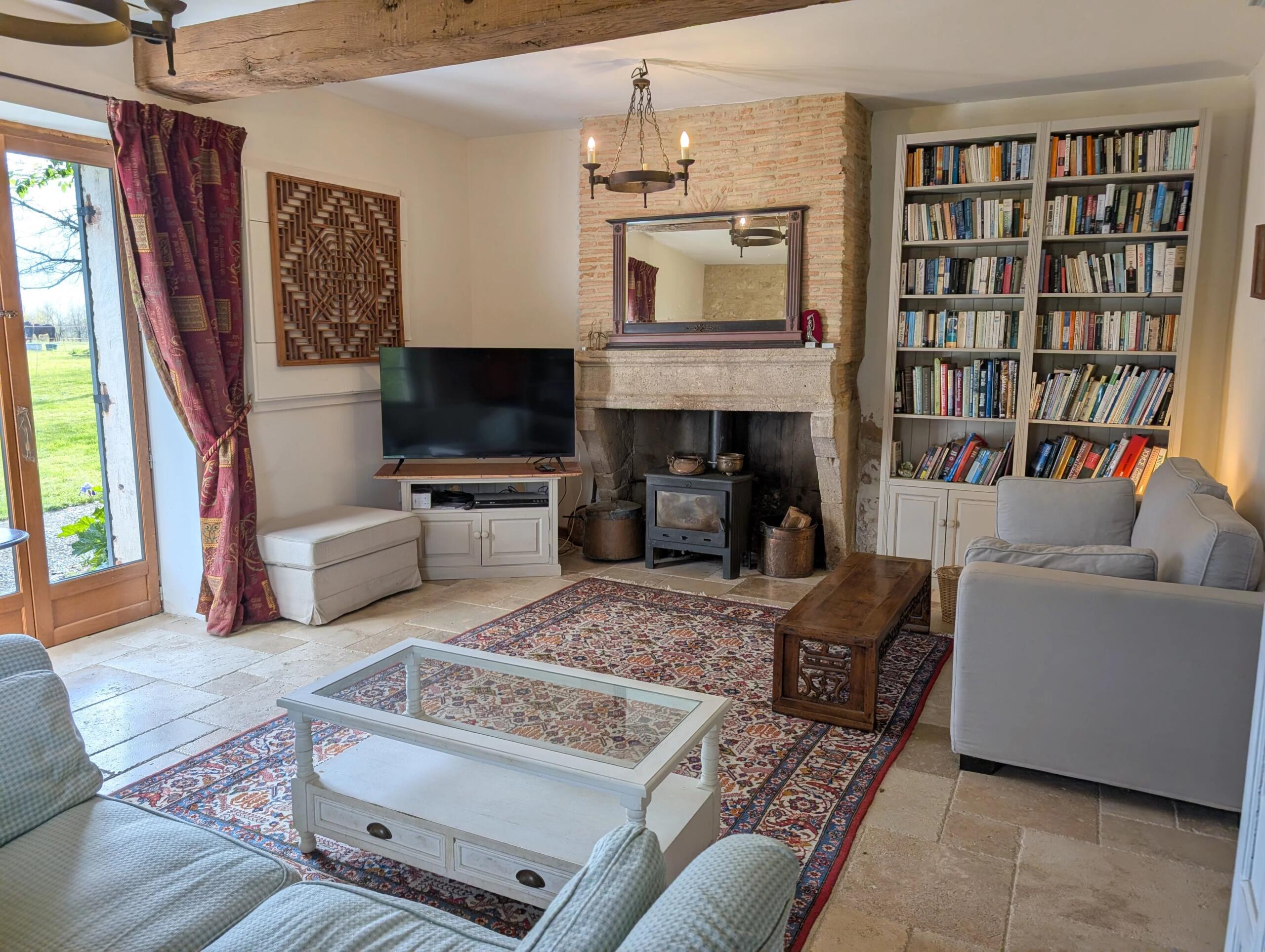 Lovely three-bedroom home with two gîtes and paddocks,  – France – BVI85244
