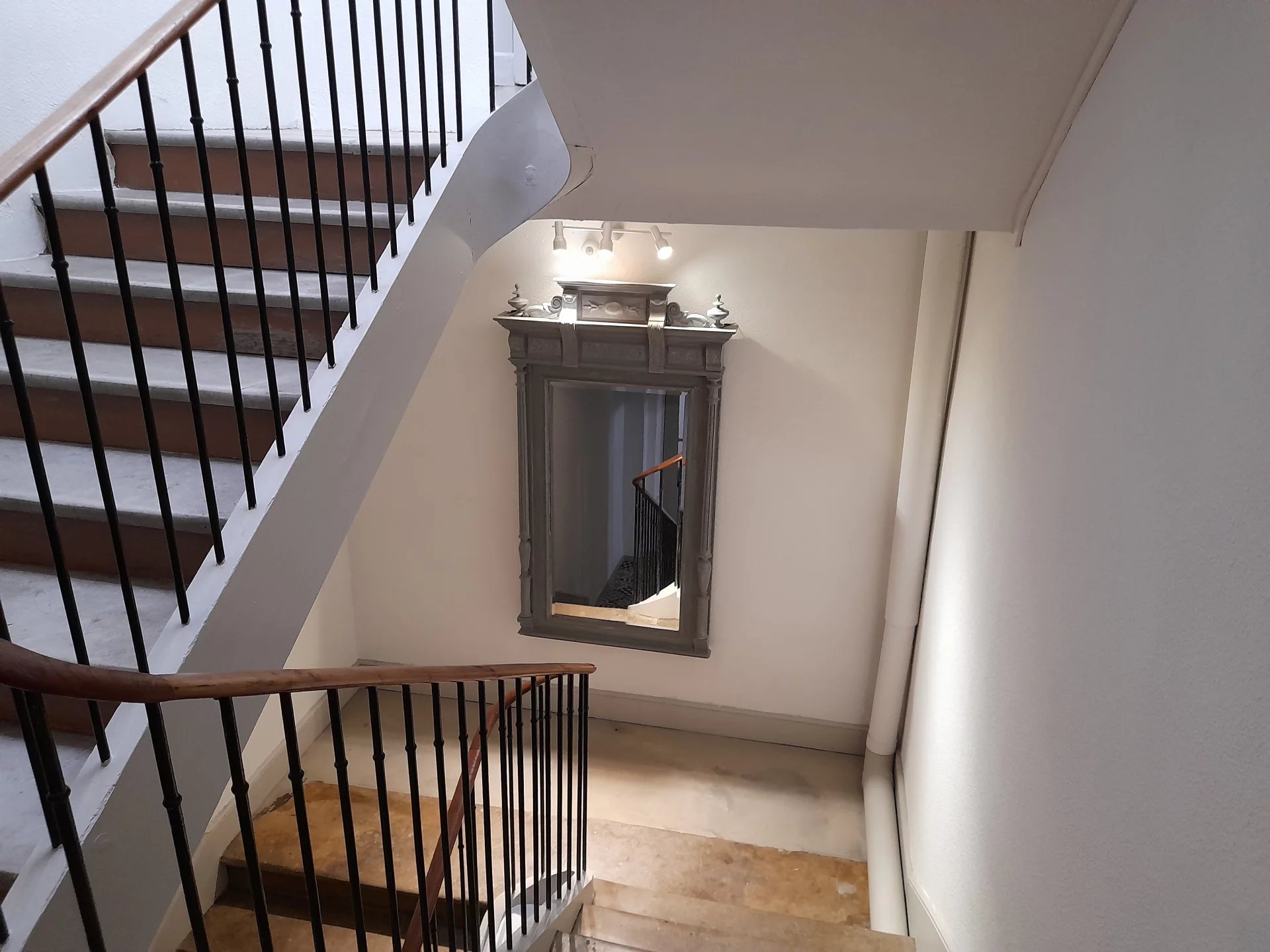 Large renovated townhouse with lots of character,  – France – BVI61394