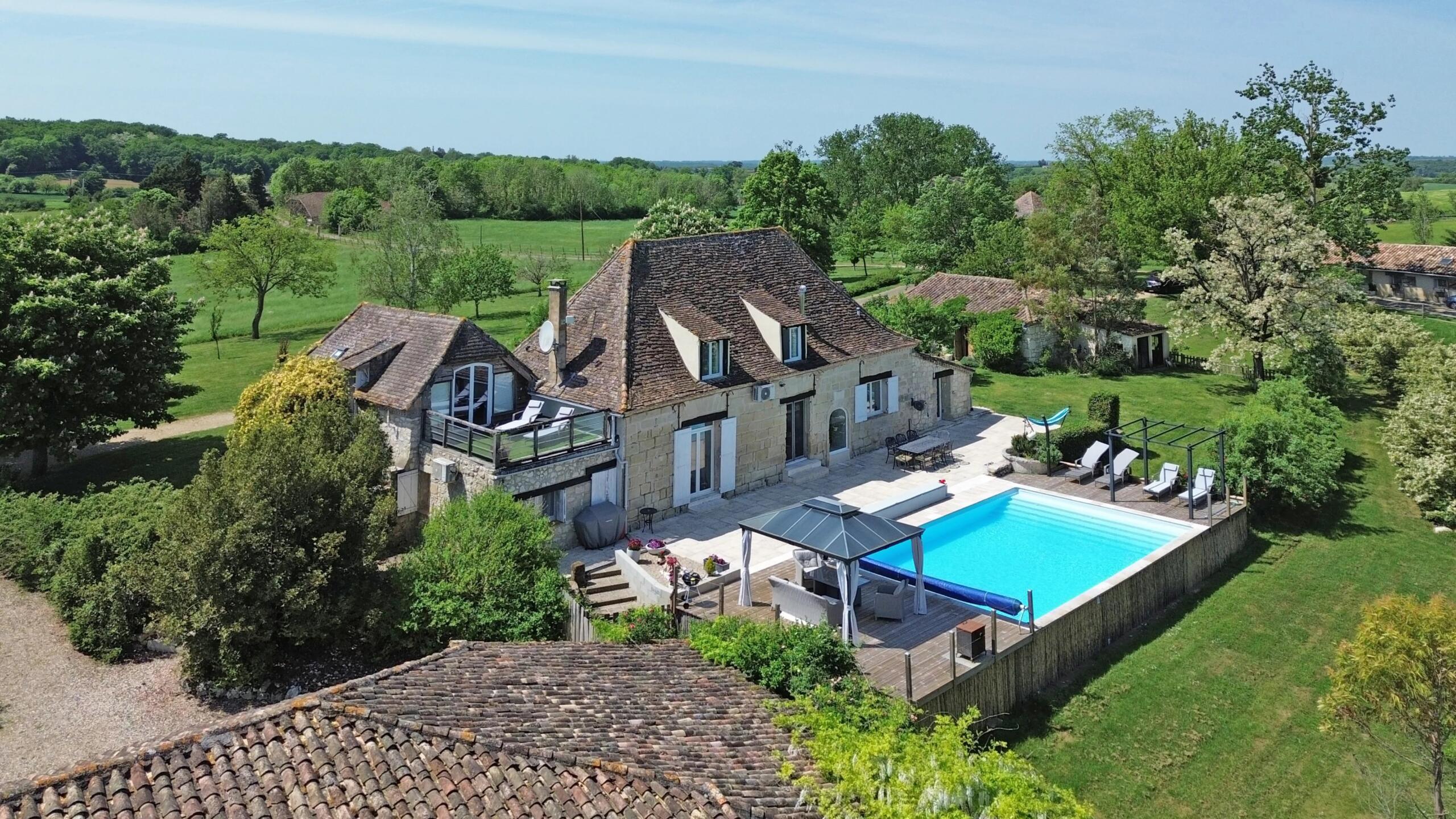 Exceptional 20-Hectare domaine near Lauzun,  – France – BVI85207