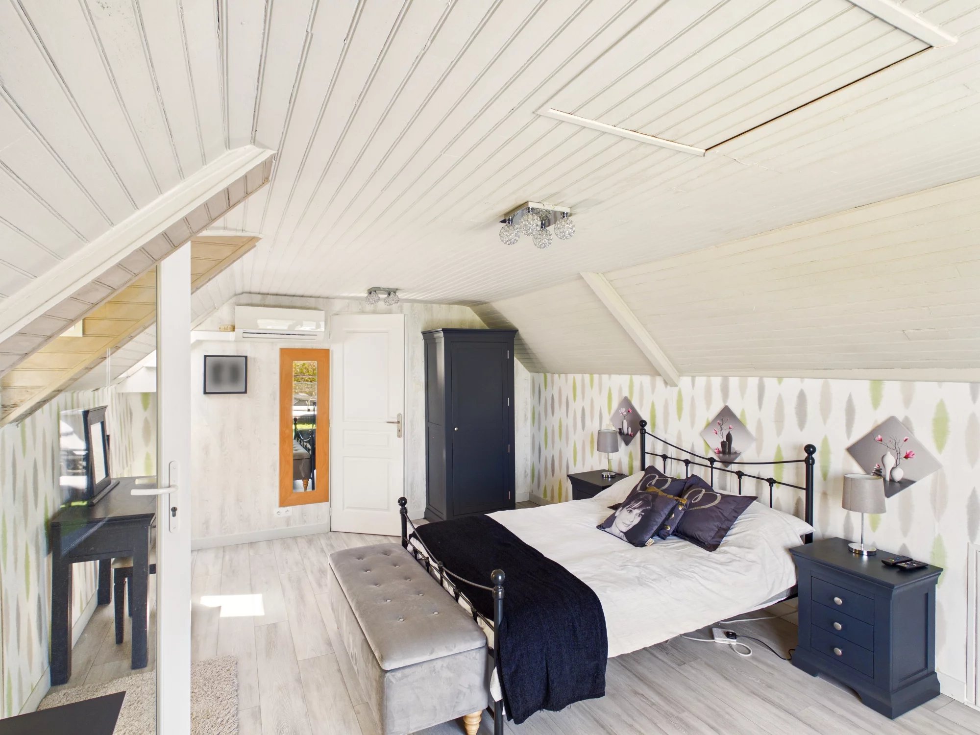 Exceptional 20-Hectare domaine near Lauzun,  – France – BVI85207