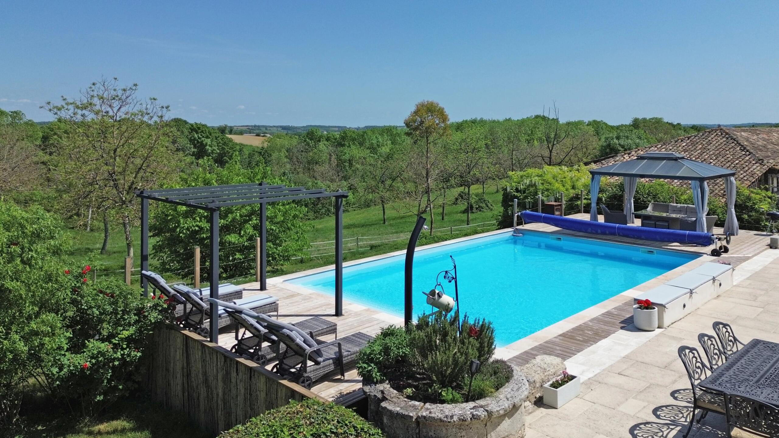 Exceptional 20-Hectare domaine near Lauzun,  – France – BVI85207