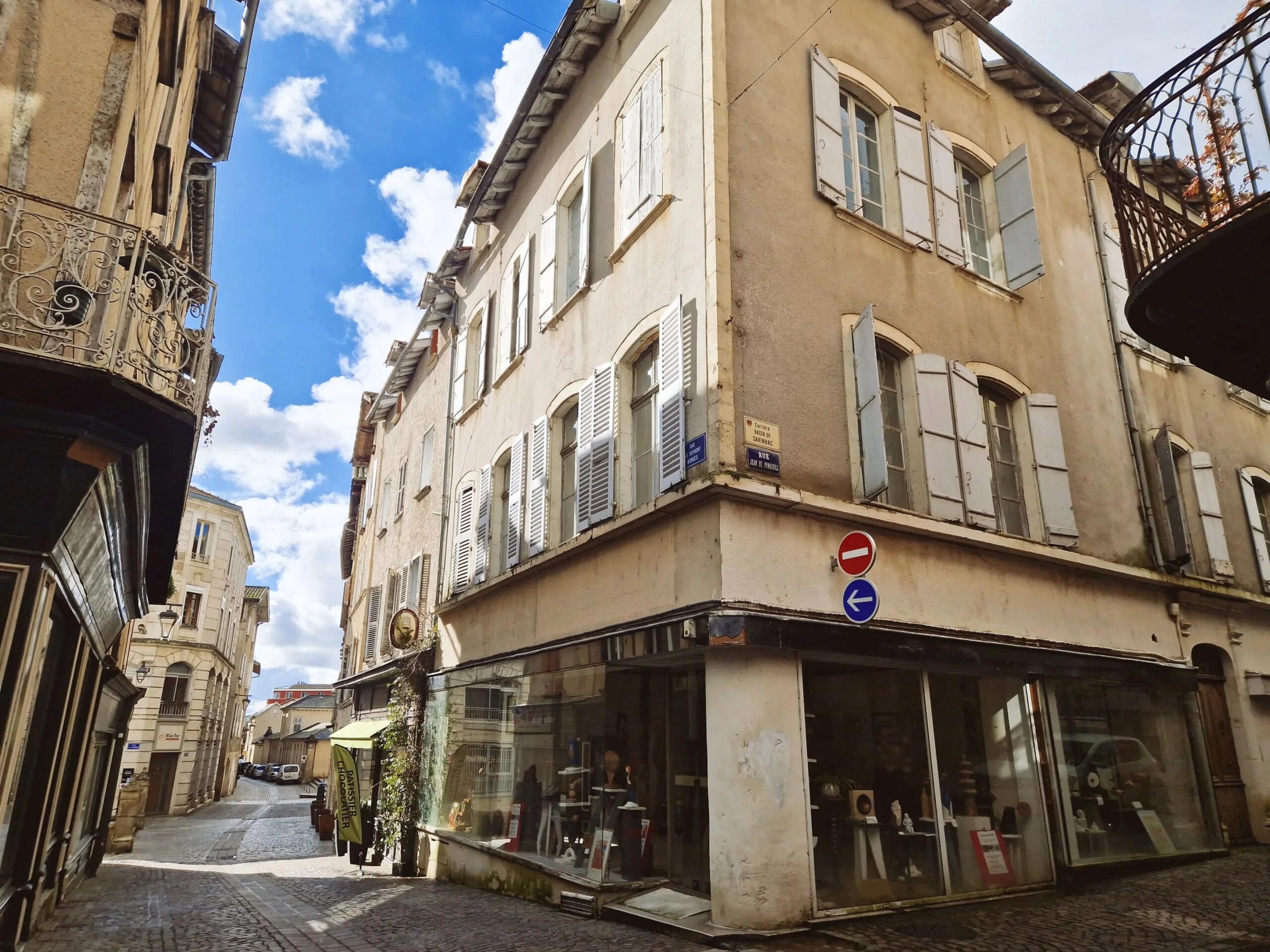Renovation project in the Heart of Villefranche-de-Rouergue,  – France – BVI84496
