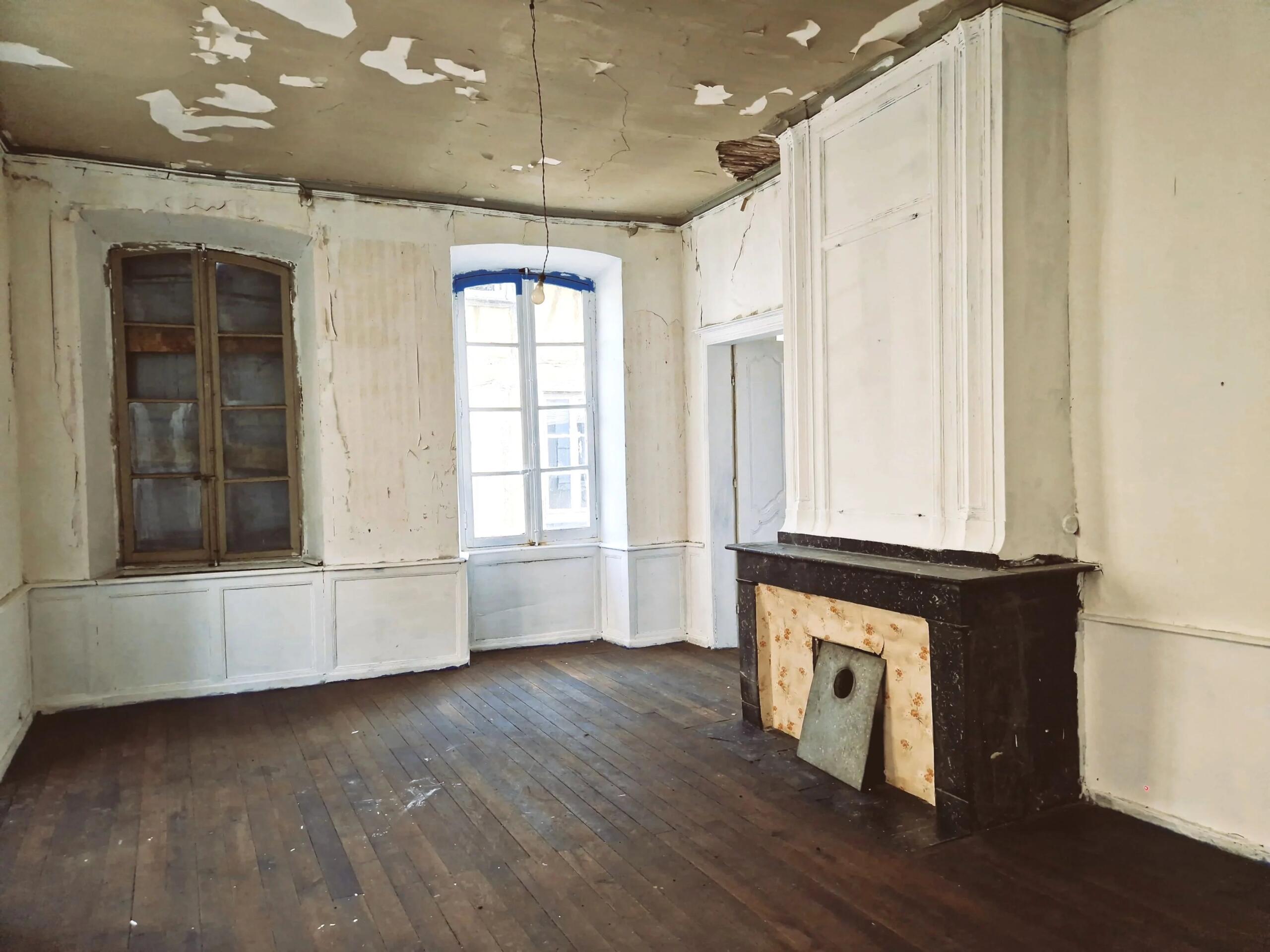 Renovation project in the Heart of Villefranche-de-Rouergue,  – France – BVI84496