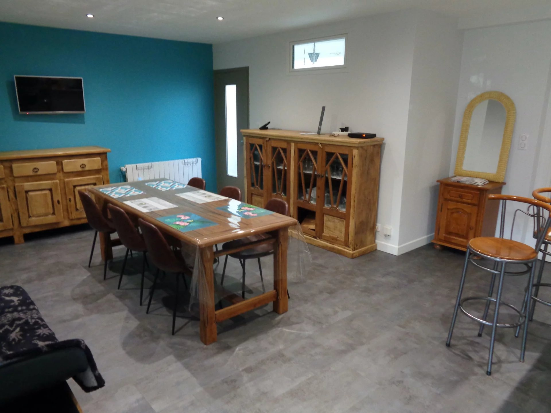 Great opportunity to buy a good-to-go hospitality business in a thriving tourist village,  – France – BVI62779