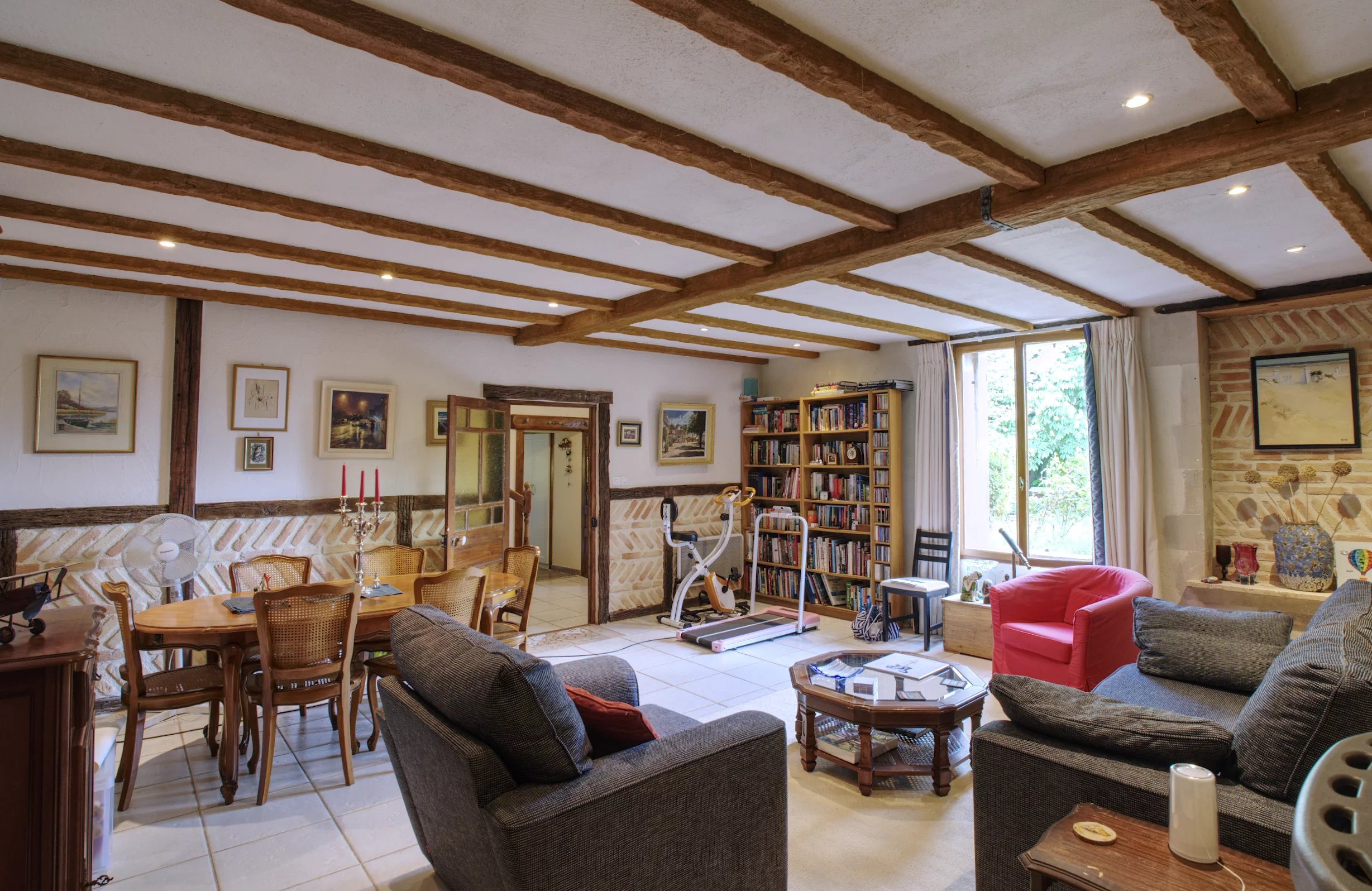 Charming 4-bedroom property in a quiet lovely setting, above ground pool,  – France – BVI85309