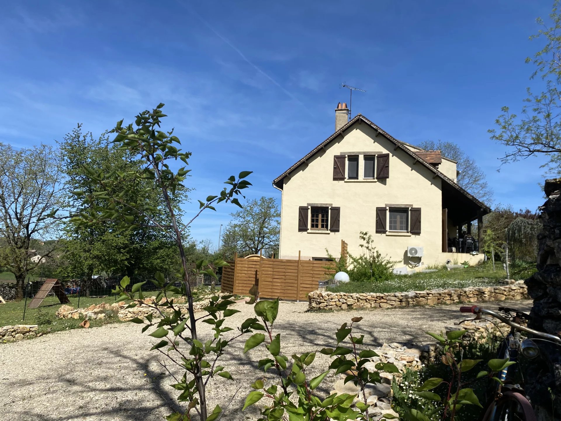Cute house on the edge of a lively village,  – France – BVI74724