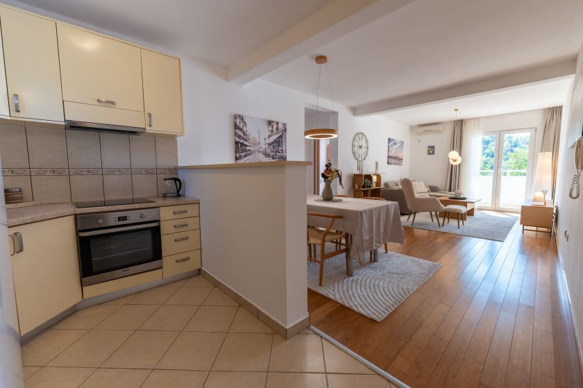 Pržno Apartment for Sale — 2 Bedrooms, 68 m², 900m from Pržno Beach, Montenegro – MRE