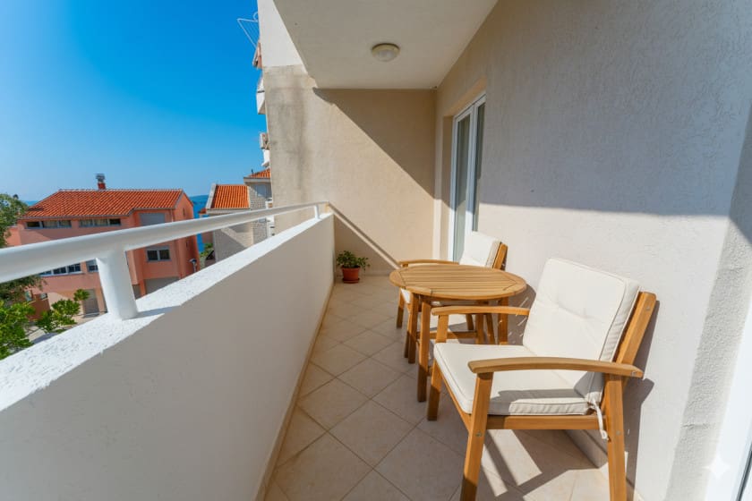 Pržno Apartment for Sale — 2 Bedrooms, 68 m², 900m from Pržno Beach, Montenegro – MRE