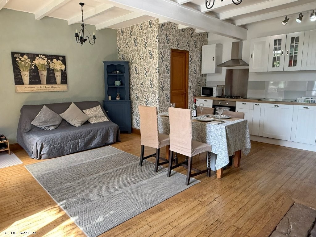 4 bedroom House in Nanteuil-En-Vallee, Nanteuil-En-Vallée, France – r7478