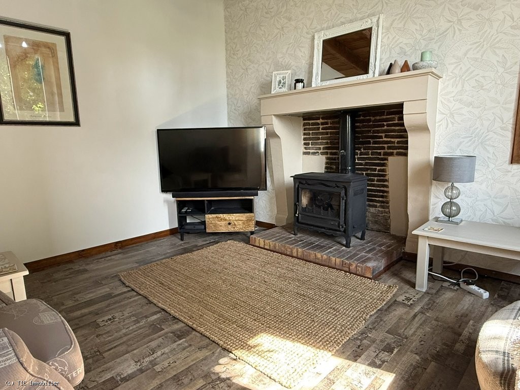 4 bedroom House in Nanteuil-En-Vallee, Nanteuil-En-Vallée, France – r7478