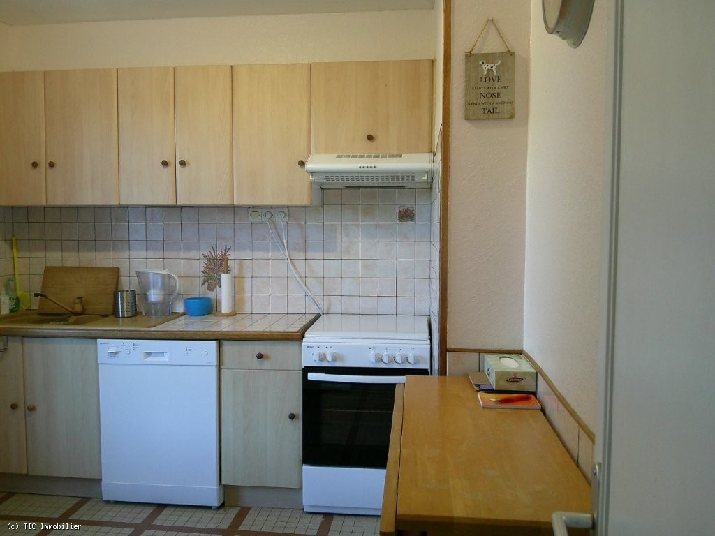 3 bedroom House in Villefagnan, France – r7473