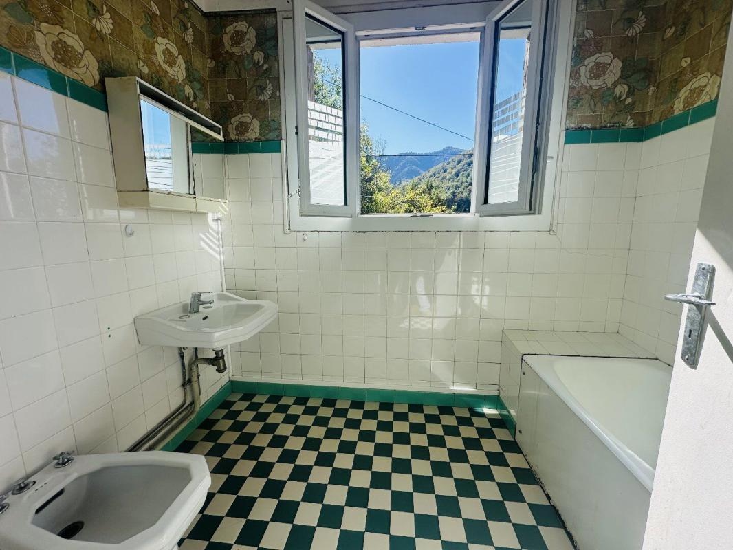 2 bedroom pavillon in Oust, Ariège, France