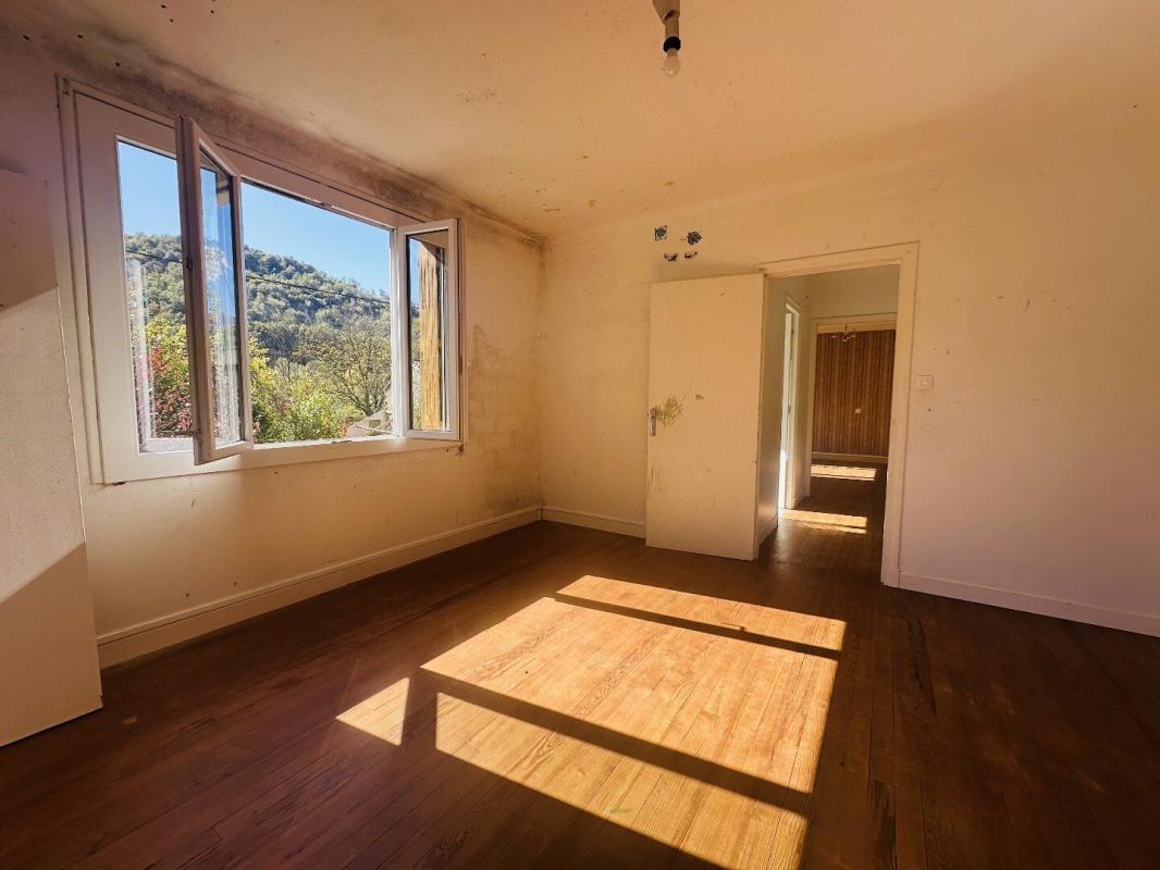 2 bedroom pavillon in Oust, Ariège, France