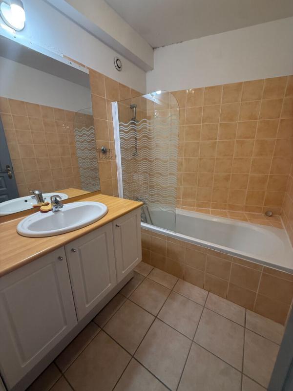 2 bedroom t3 in Orange, Vaucluse, France