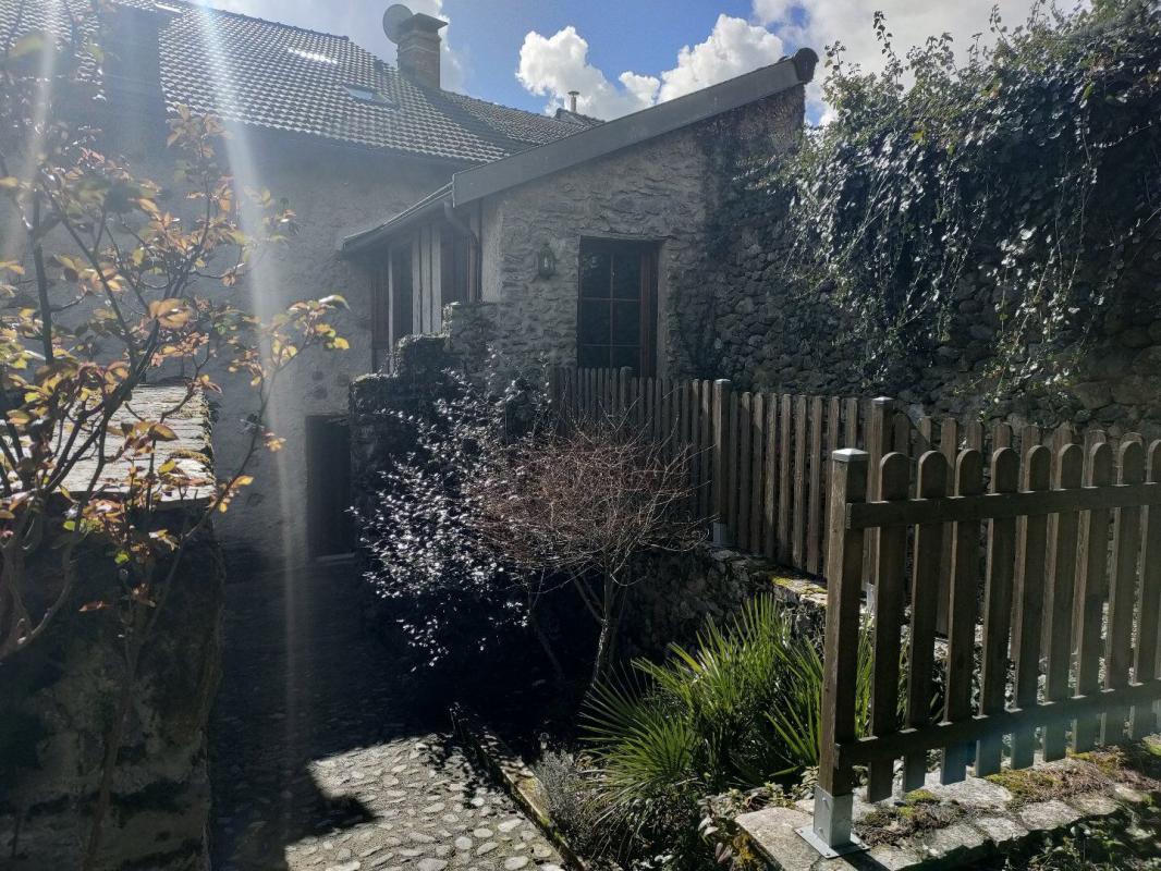 8 bedroom propriete in Tarascon Sur Ariege, Ariège, France