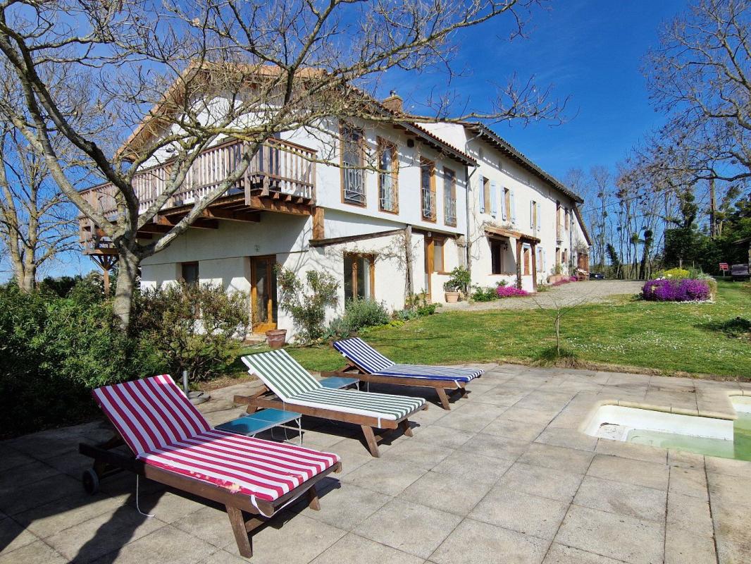8 bedroom demeure in Bonnac, Ariège, France