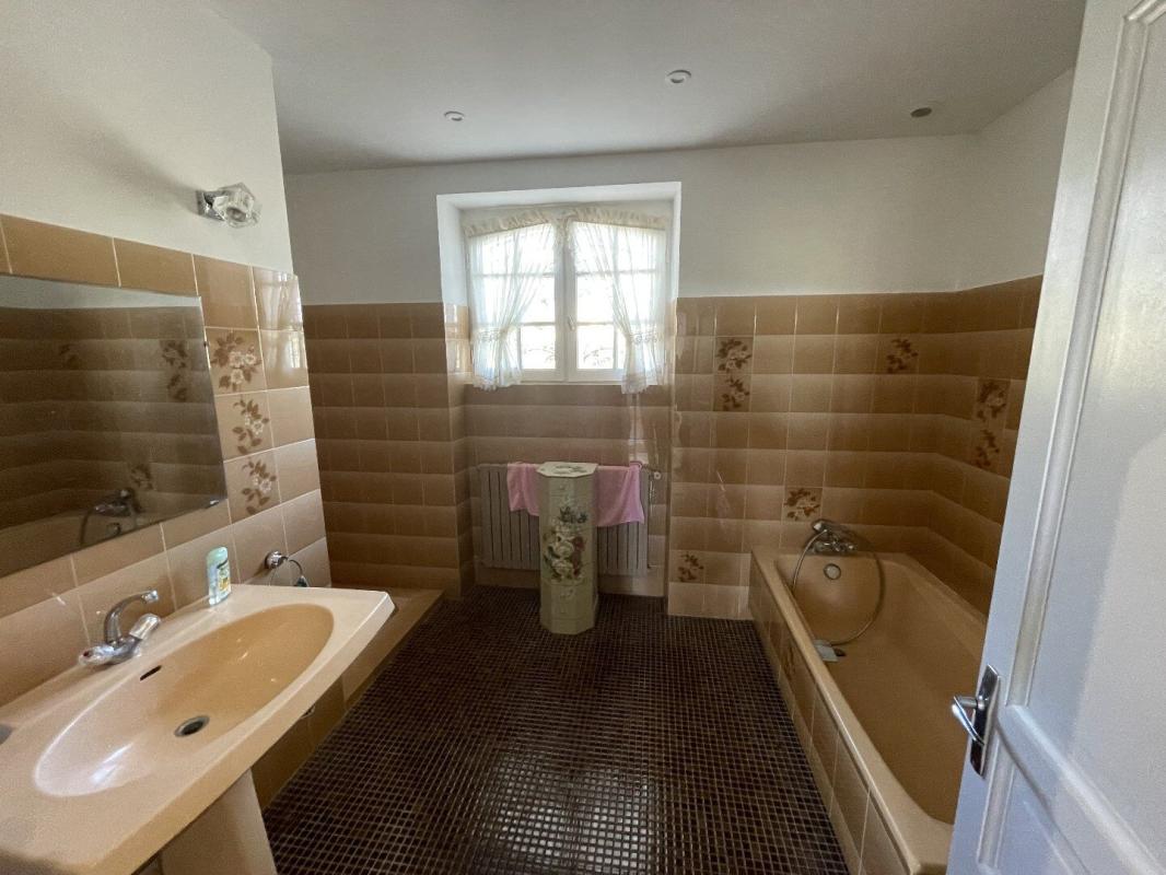 3 bedroom propriete in Yssandon, Corrèze, France