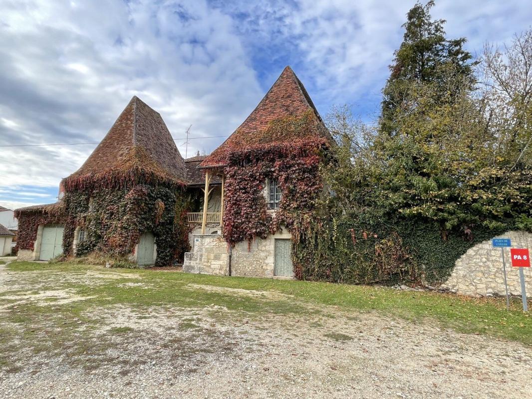 3 bedroom propriete in Trelissac, Dordogne, France