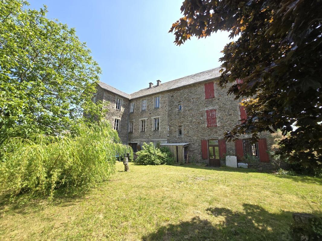 14 bedroom maison in Salles Curan, Aveyron, France